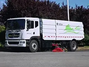 Camion balayeuse électrique