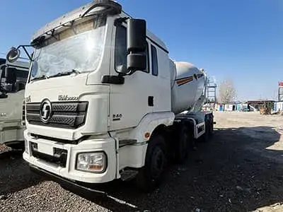 Camion Malaxeur à Béton (Châssis Shacman)